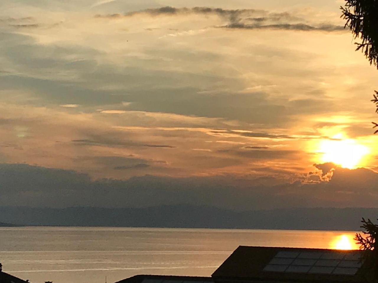 Les Amandiers Daire Montrö Dış mekan fotoğraf